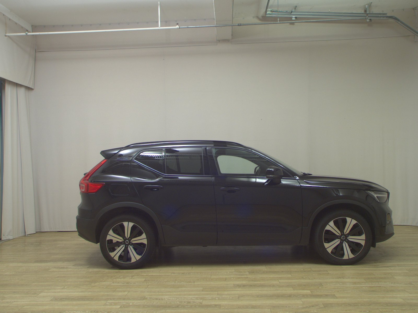 Volvo XC40 NAVI LED SHZ RFK STHZG.