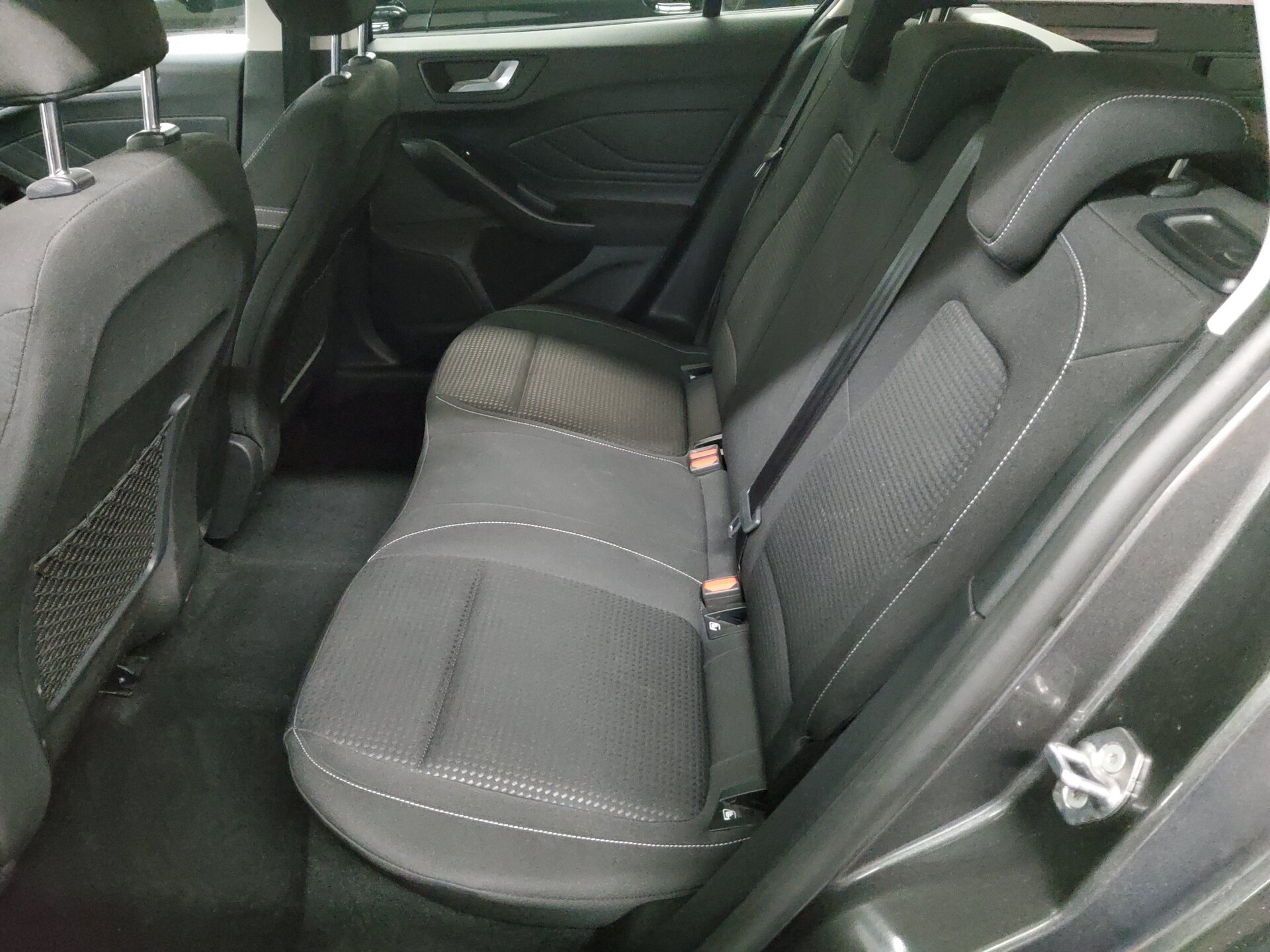 Ford Focus Turnier 1.5 EB Cool&Connect Navi LED RFK 13