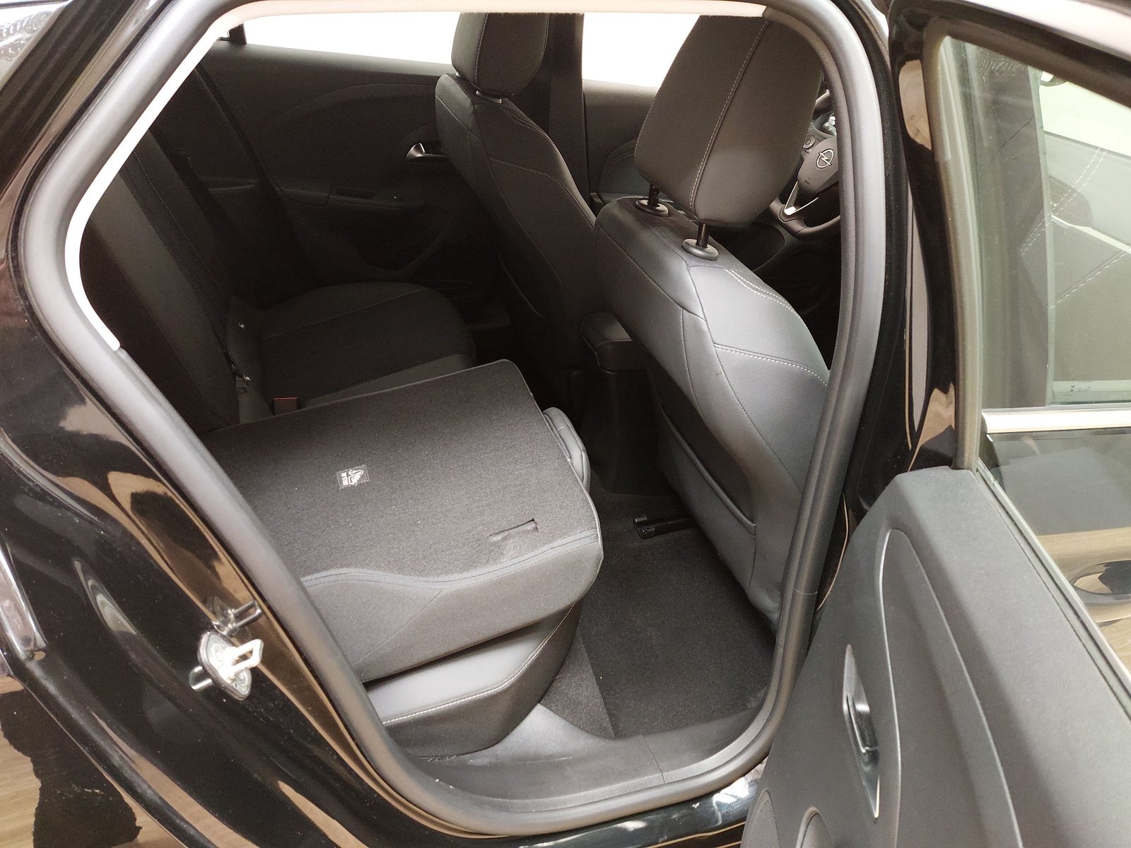 Opel Corsa 1.5 D Elegance T-Leder Navi LED Shz RFK 11