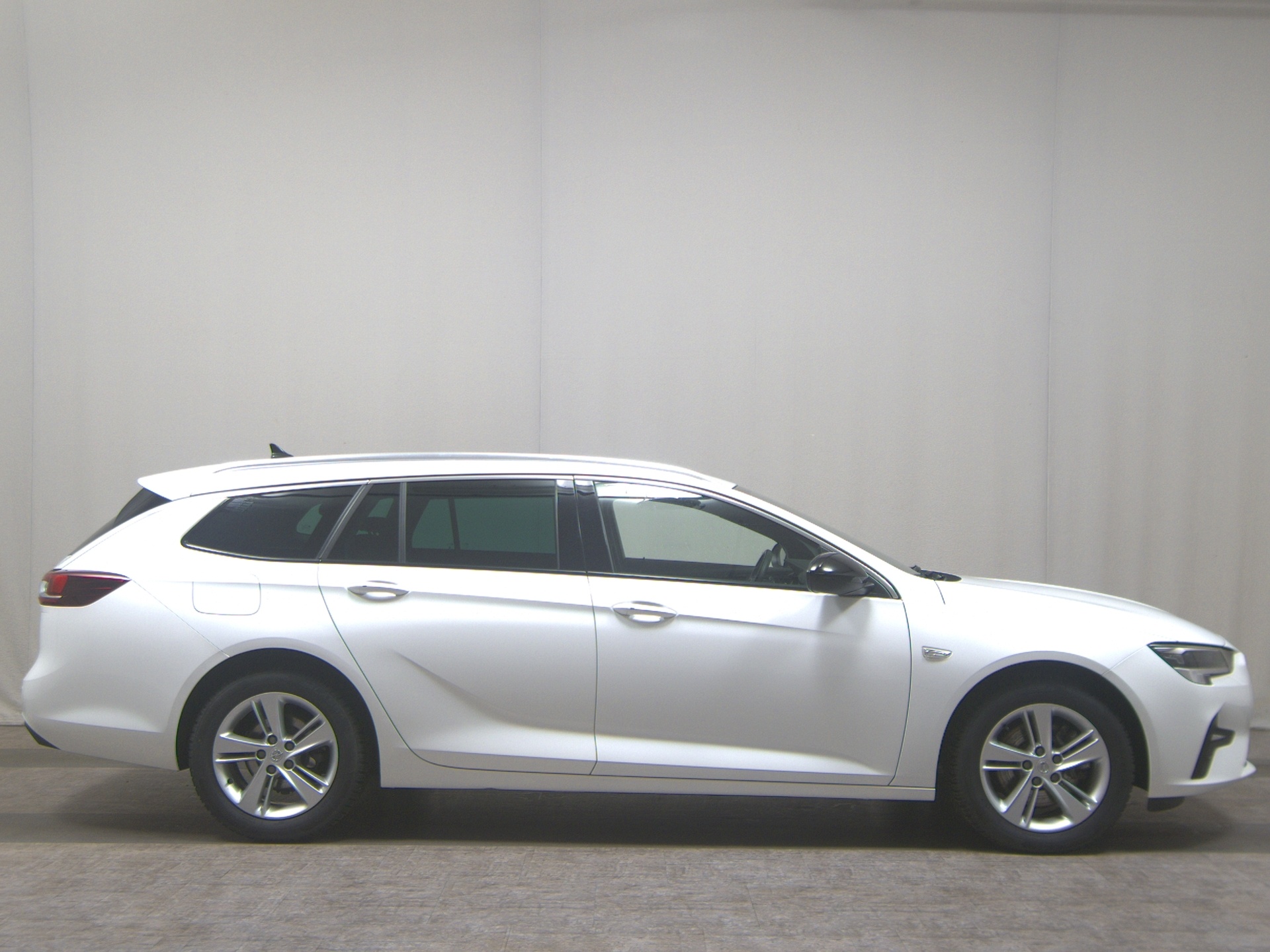 Opel Insignia ST 1.5 D Business Ed. Navi LED Tempomat