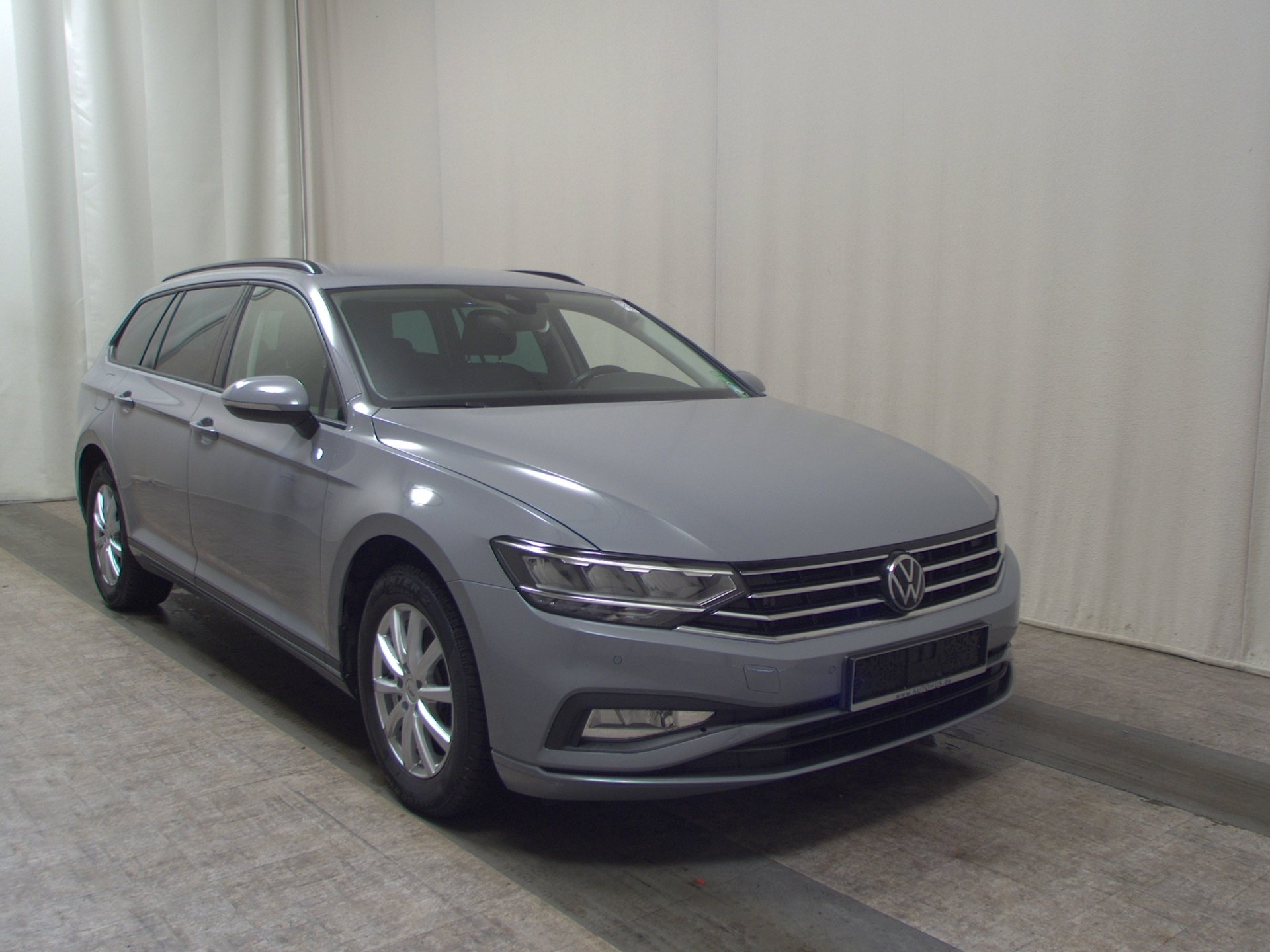 Volkswagen Passat Var. 2.0 TDI Navi LED RFK SHZ ACC 3