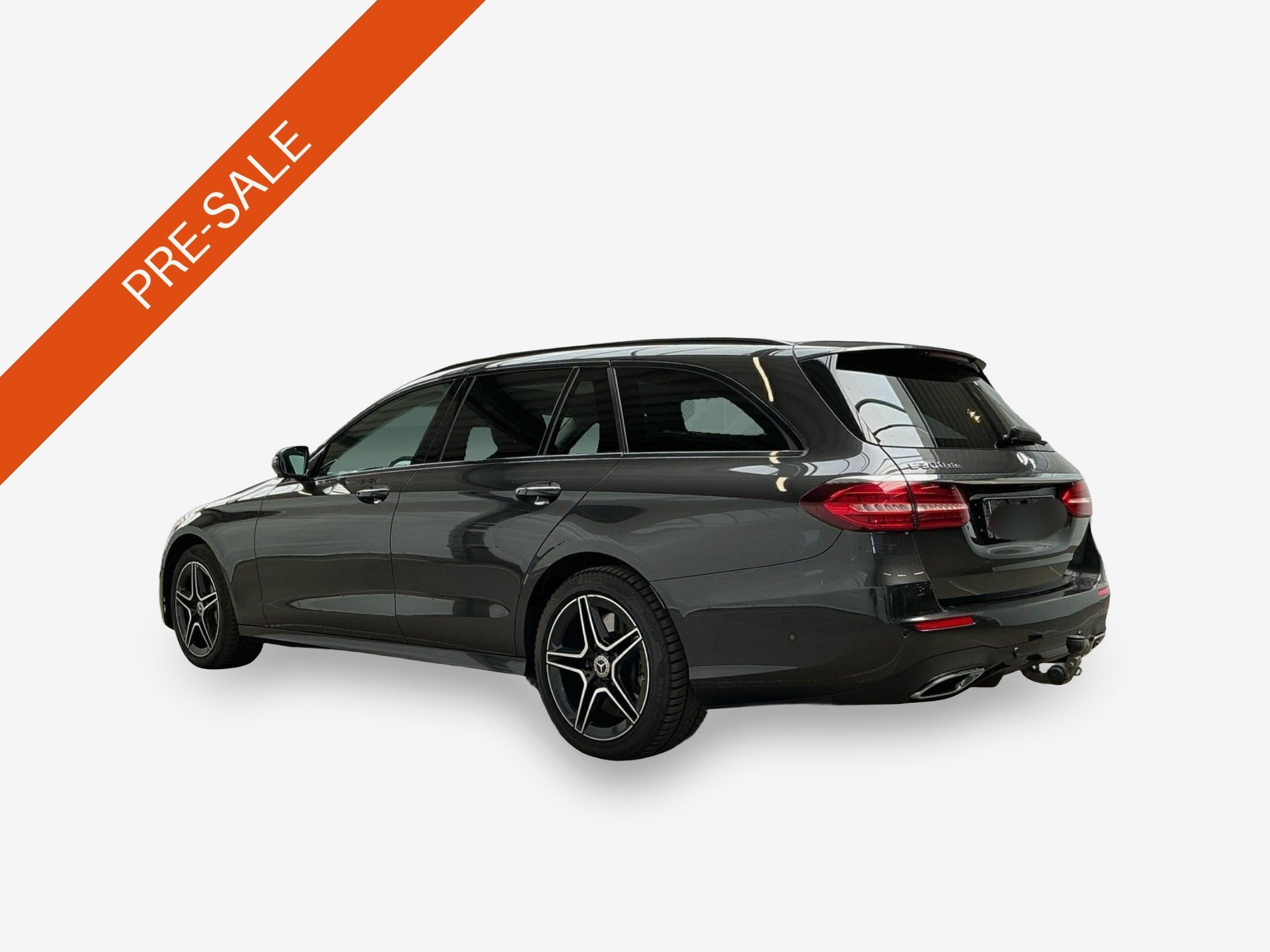 Mercedes-Benz E 300 T de AMG-Line AHK 3