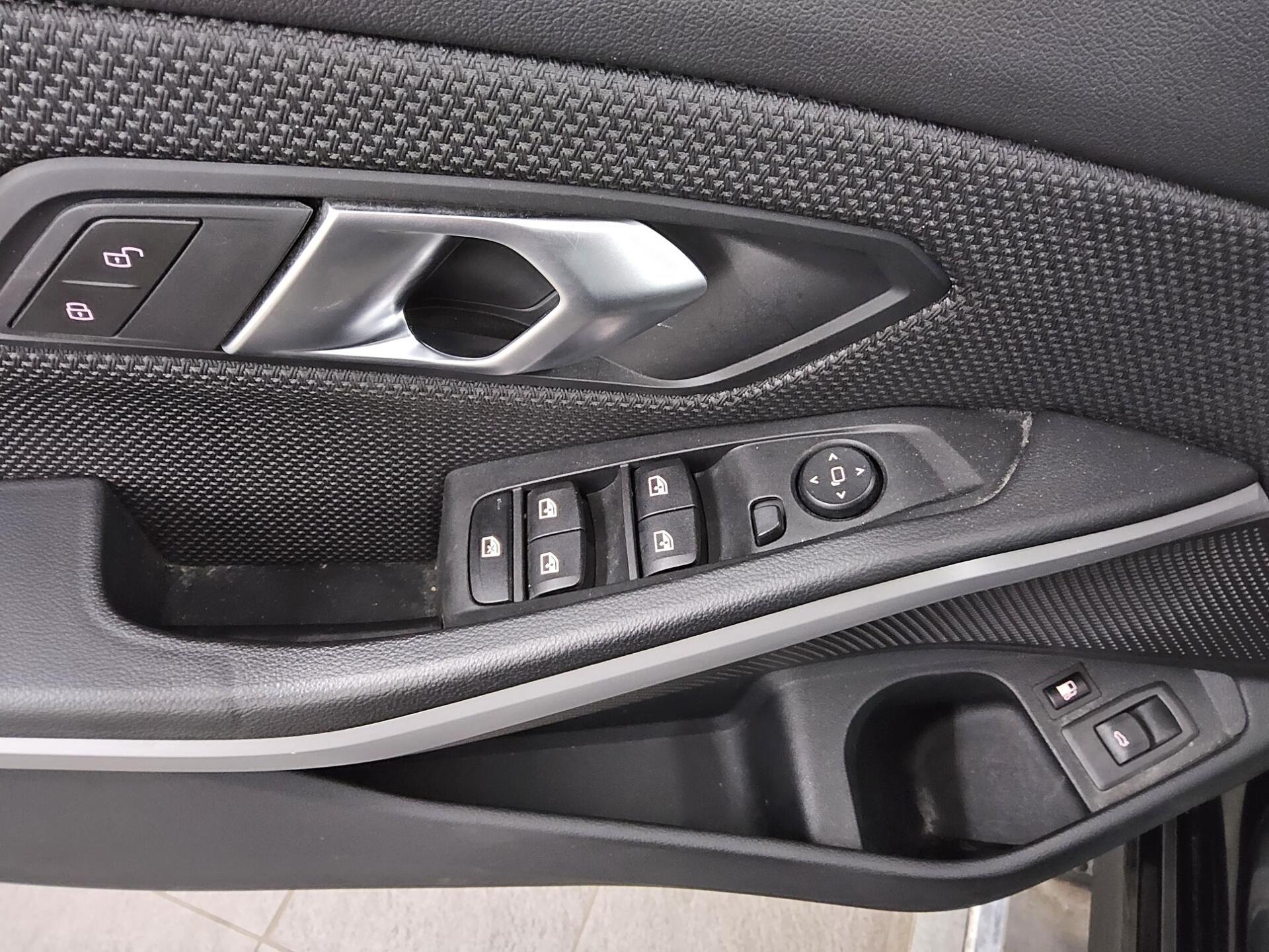 BMW 320e Touring Advantage Navi LED LC-Pro AHK Shz 10