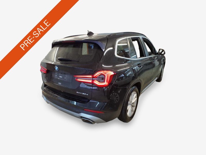 BMW X3 xDrive30e KLIMAAUT LED SPORTSITZE PANO SHZ 4