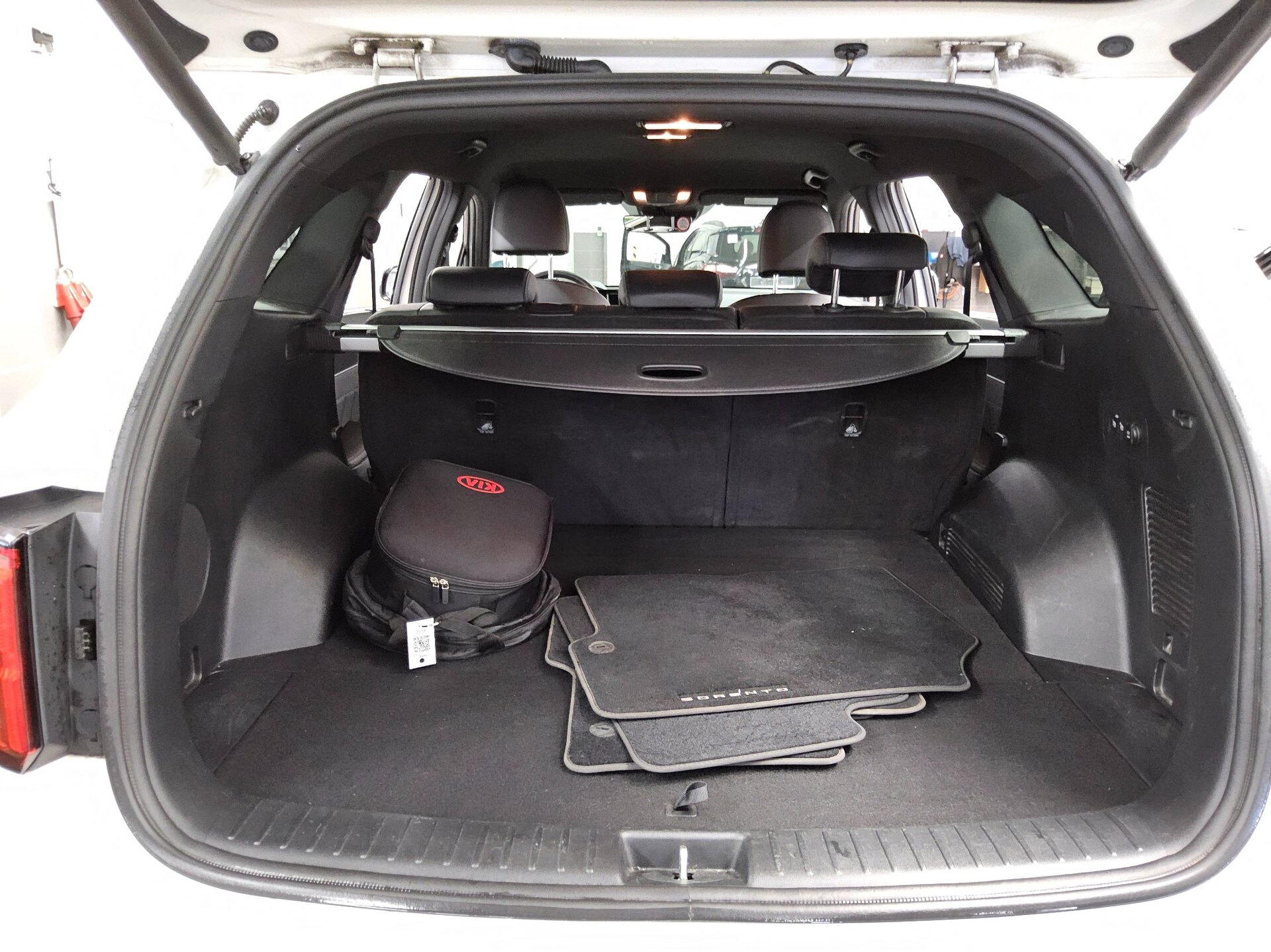 Kia Sorento 1.6 T-GDi Platinum Navi LED RfK 360° PDC 12