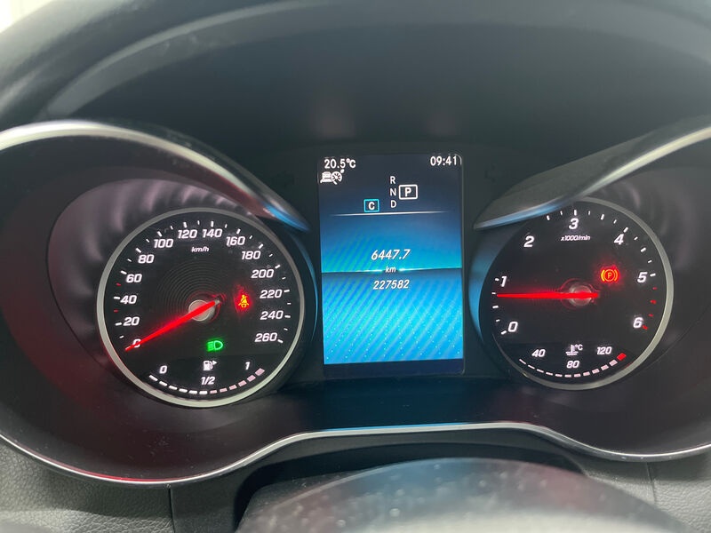 Mercedes-Benz C 220 T d Avantgarde NAVI KLIMAAUT SHZ RFK LED 7