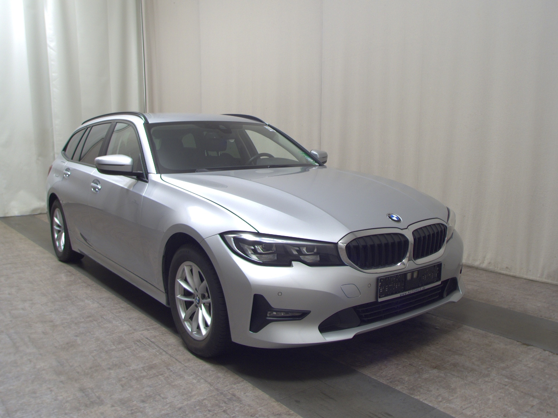 BMW 318d Touring Advantage T-Leder Navi LED LC-Pro 3