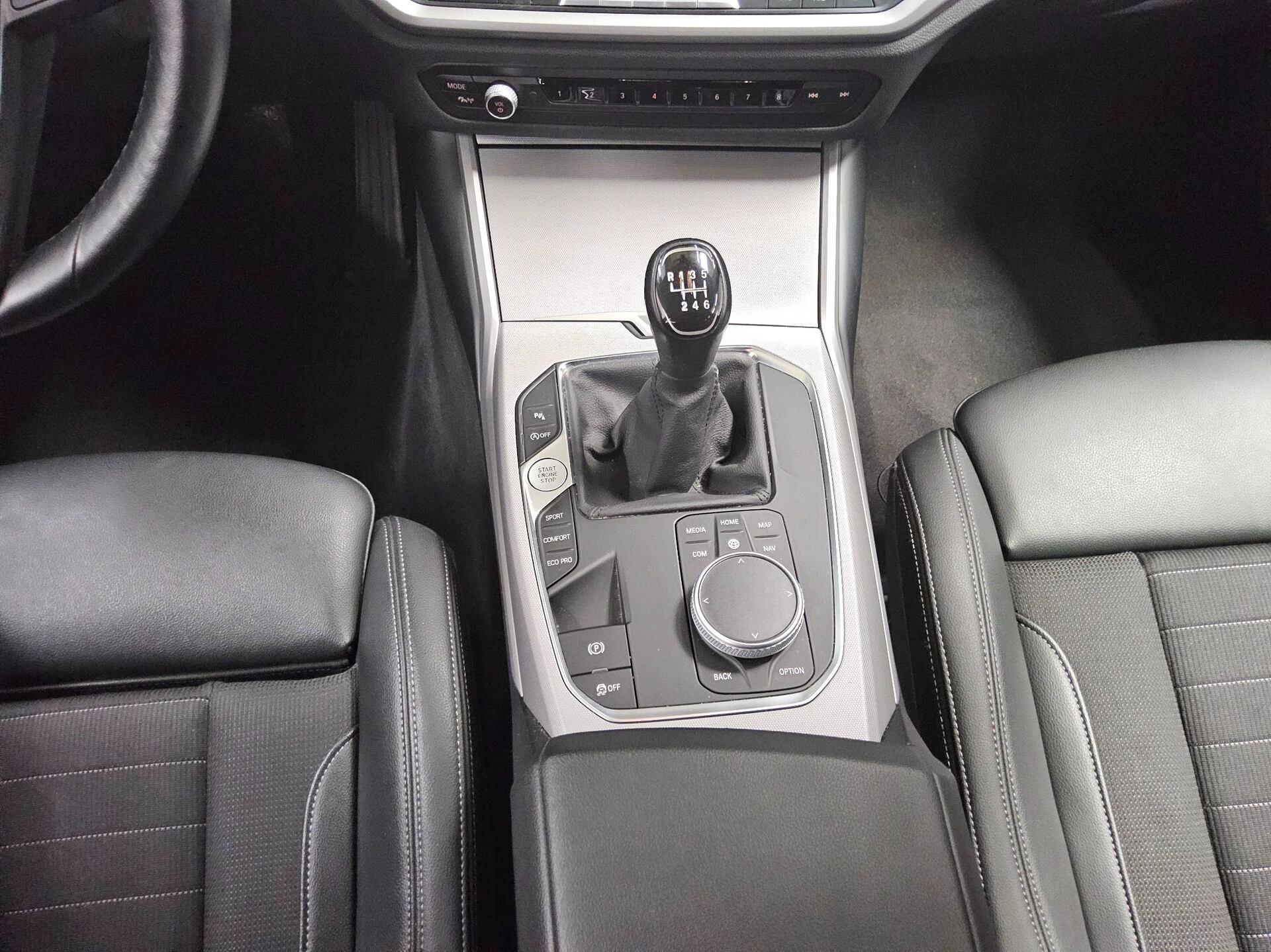 BMW 318d Touring Advantage T-Leder Navi LED LC-Pro 6