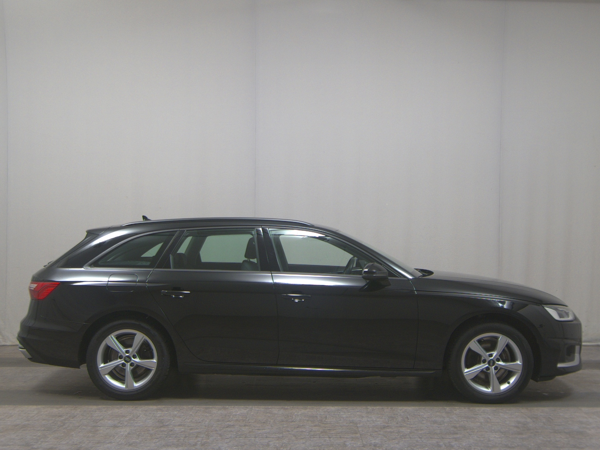 Audi A4 Avant 35 TDI advanced Leder Navi+ LED PDC