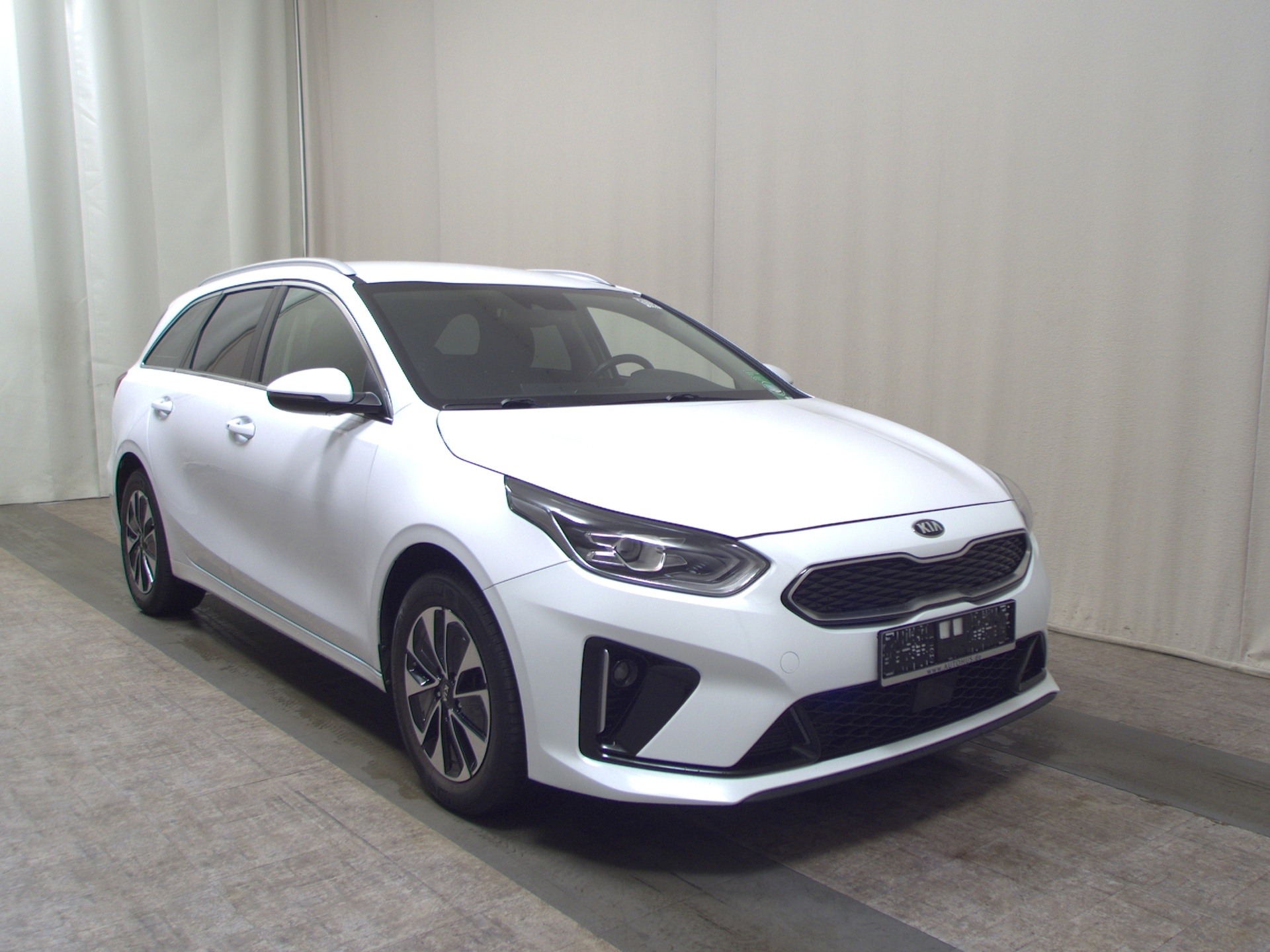 Kia cee'd Sportswagon 1.6 T-GDI PHEV Vision LED ACC 3