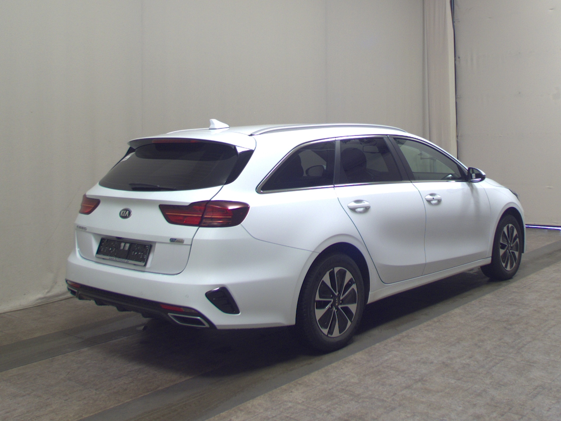 Kia cee'd Sportswagon 1.6 T-GDI PHEV Vision LED ACC 4