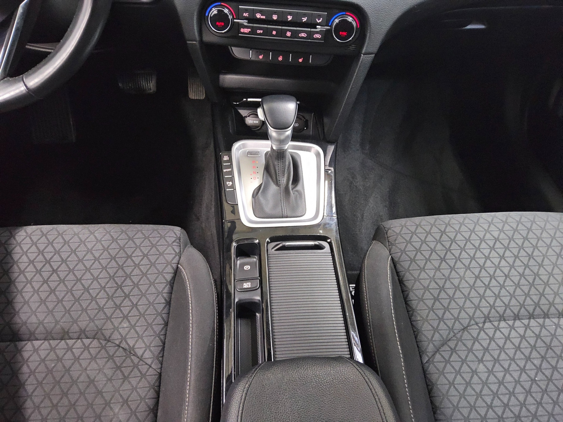 Kia cee'd Sportswagon 1.6 T-GDI PHEV Vision LED ACC 6
