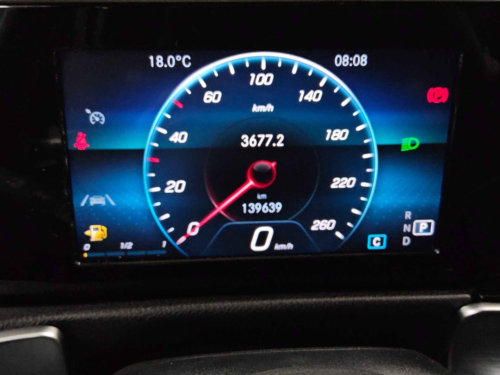 Mercedes-Benz GLB 200 d Style T-Leder Navi MBUX Sound PDC Shz 8