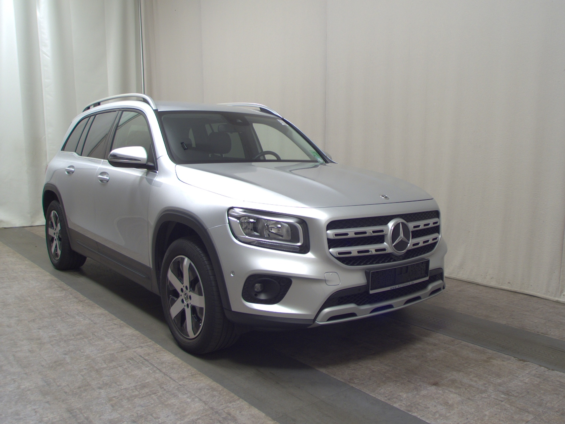 Mercedes-Benz GLB 200 d Style T-Leder Navi MBUX Sound PDC Shz 3