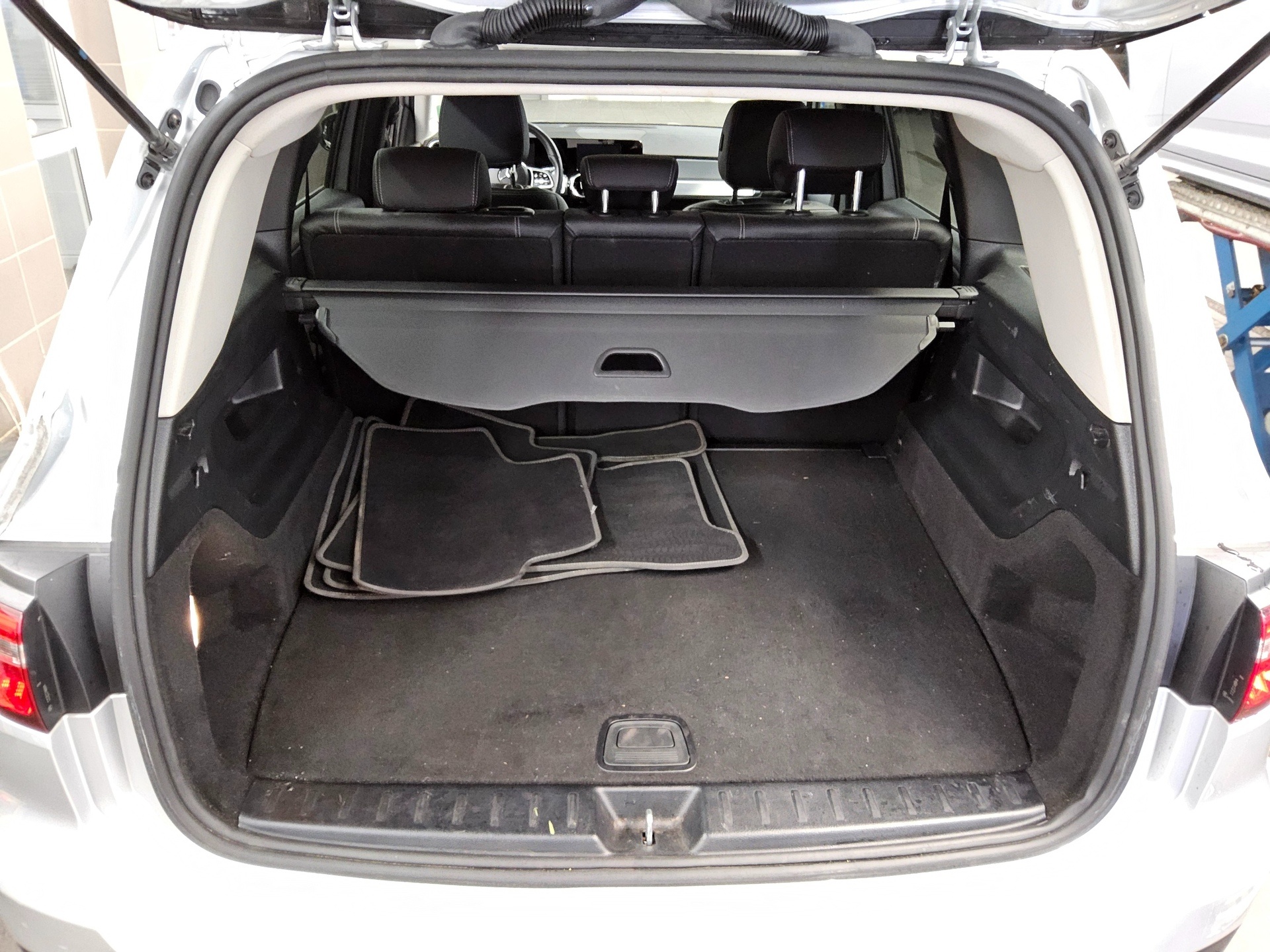 Mercedes-Benz GLB 200 d Style T-Leder Navi MBUX Sound PDC Shz 12