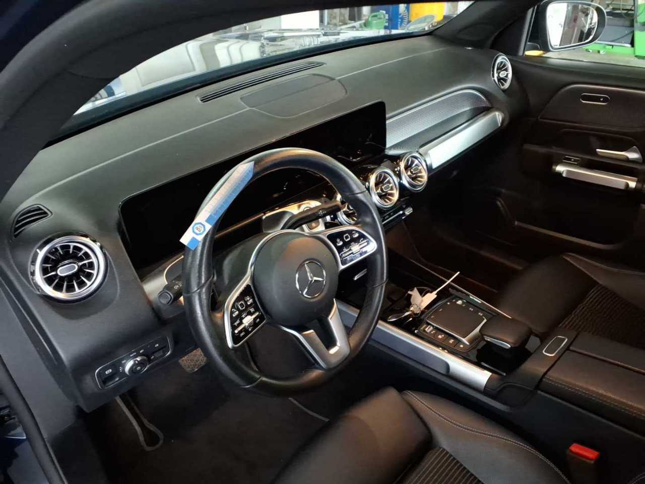 Mercedes-Benz GLB 200 d 4M Progressive Pano 6