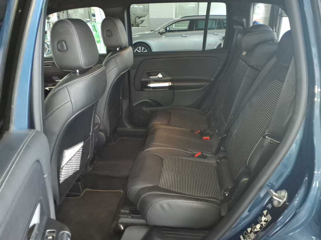 Mercedes-Benz GLB 200 d 4M Progressive Pano 8