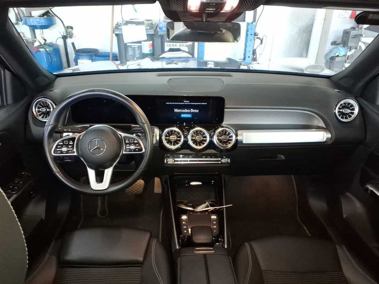 Mercedes-Benz GLB 200 d 4M Progressive Pano 5
