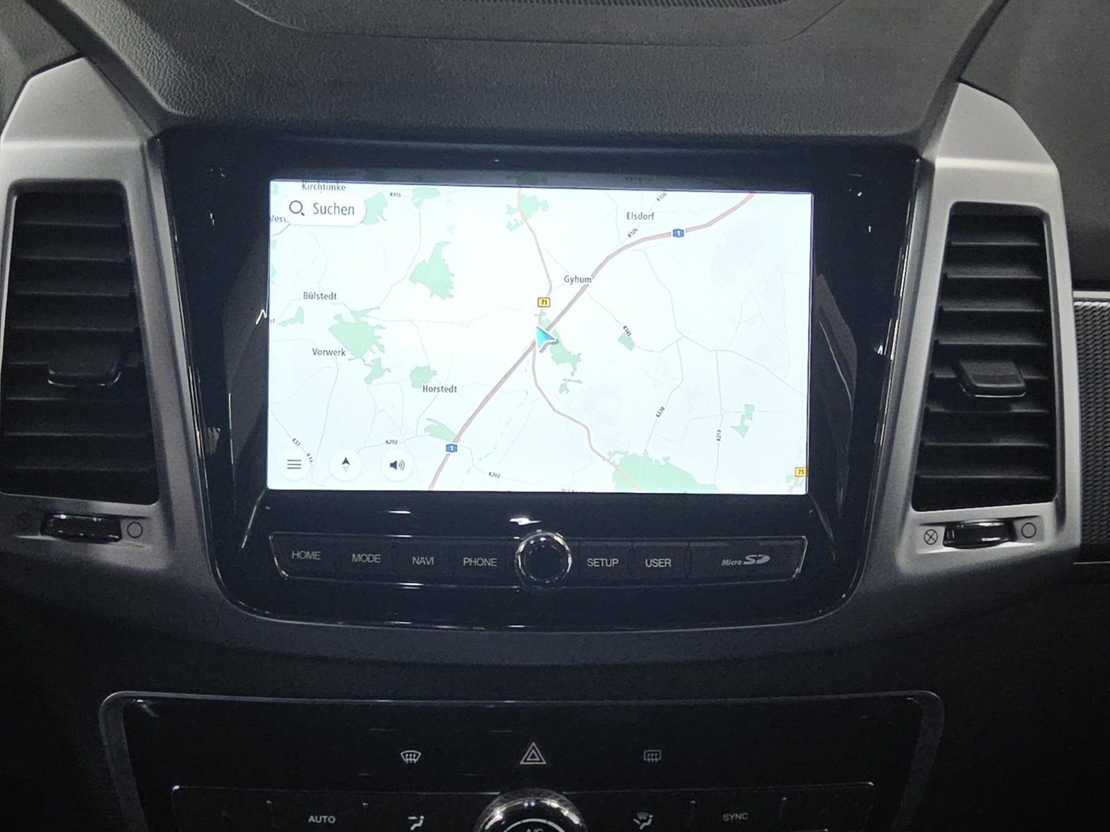 Ssangyong REXTON 2.2 d 4x4 7-Sitzer Navi LED AHK RFK 7