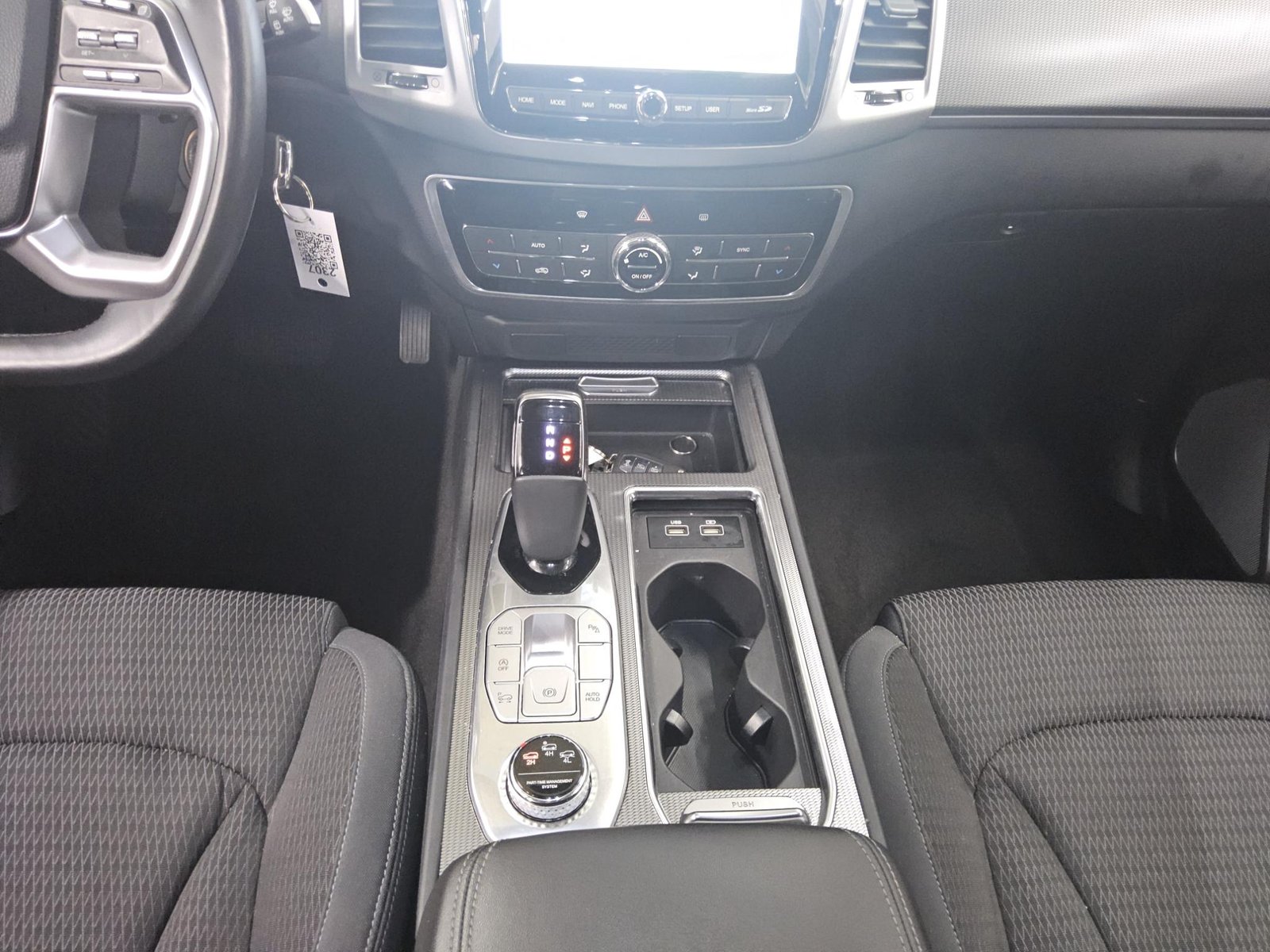 Ssangyong REXTON 2.2 d 4x4 7-Sitzer Navi LED AHK RFK 6