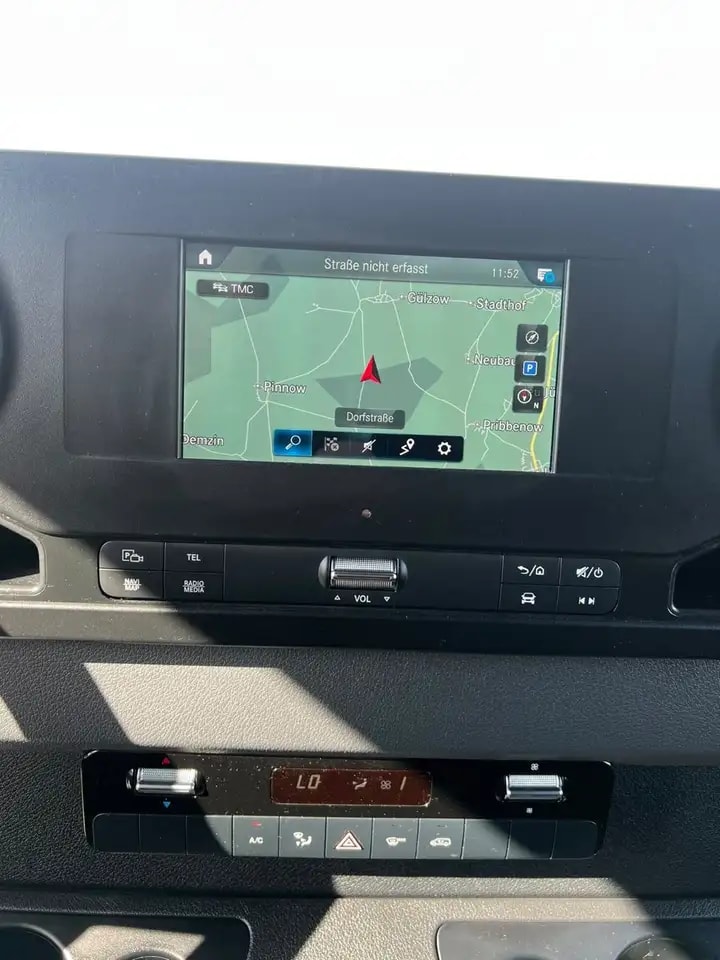 Mercedes-Benz Sprinter 211 9G-TRONIC KLIMA NAVI KAMERA 3-SITZE 13