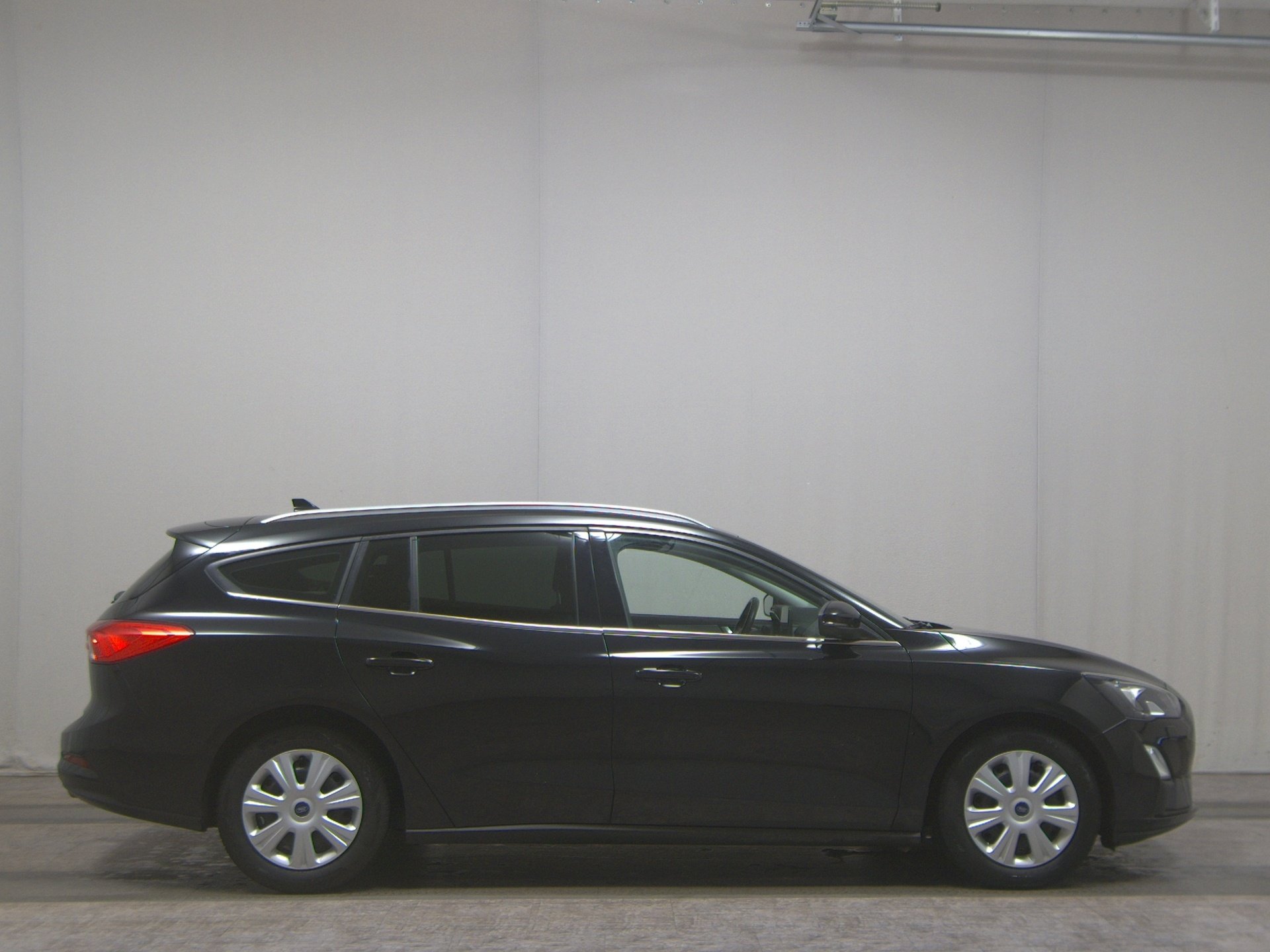 Ford Focus Turnier 2.0 EB Titanium Navi LED RFK AHK