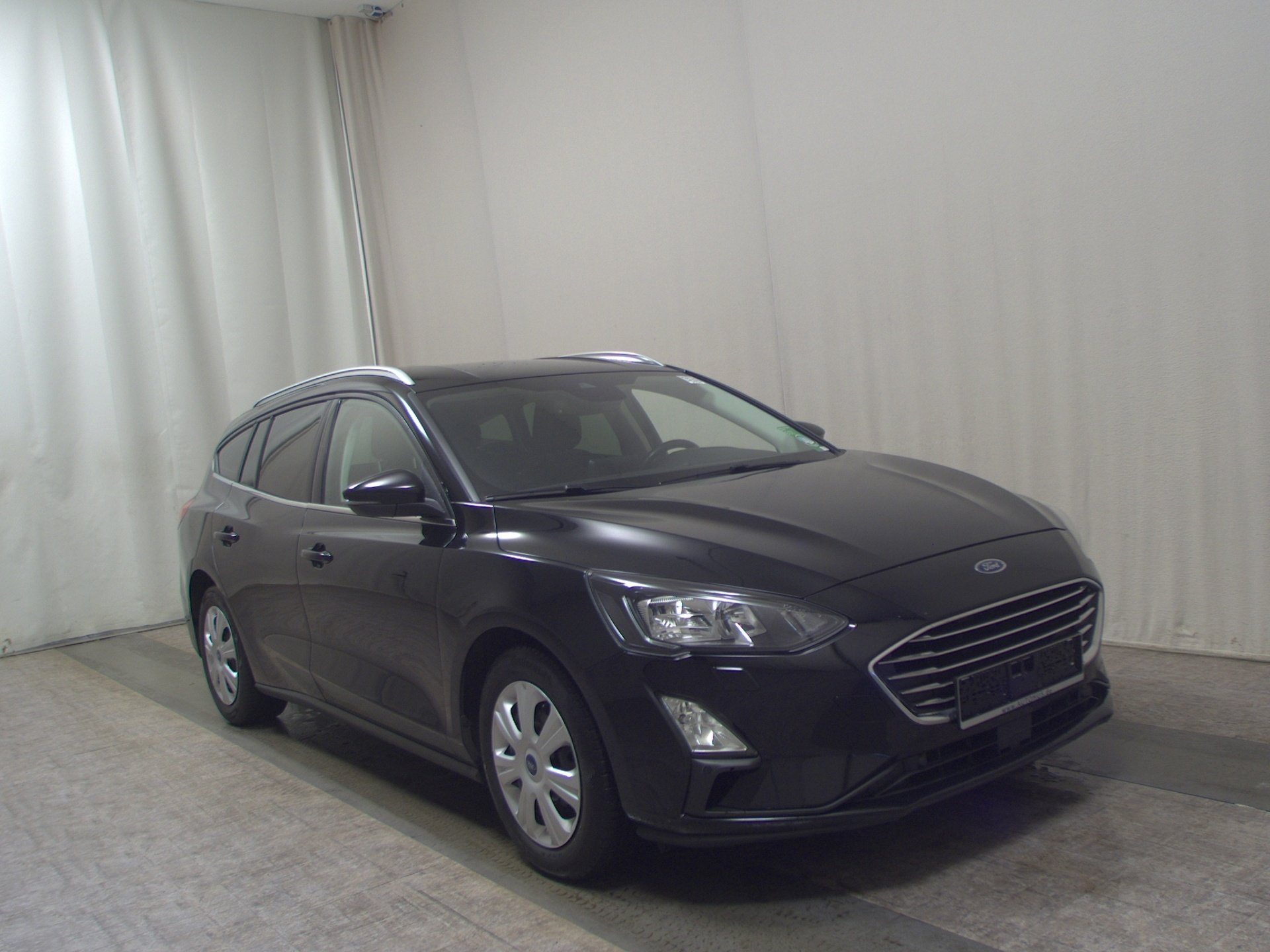 Ford Focus Turnier 2.0 EB Titanium Navi LED RFK AHK 3