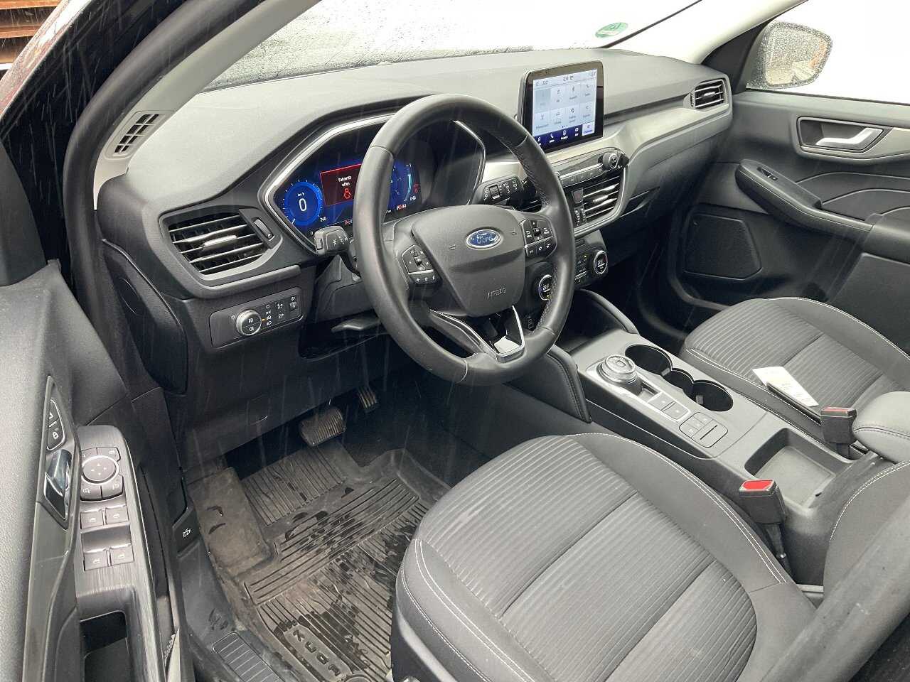 Ford Kuga 1.5 EB Titanium RFK AHK 6