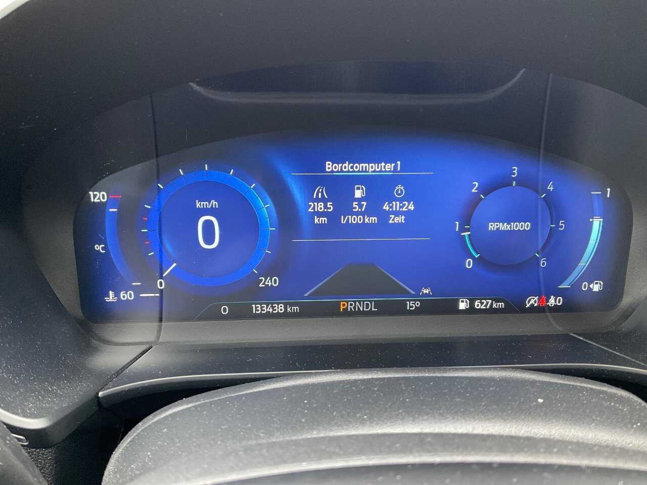 Ford Kuga 1.5 EB Titanium RFK AHK 7