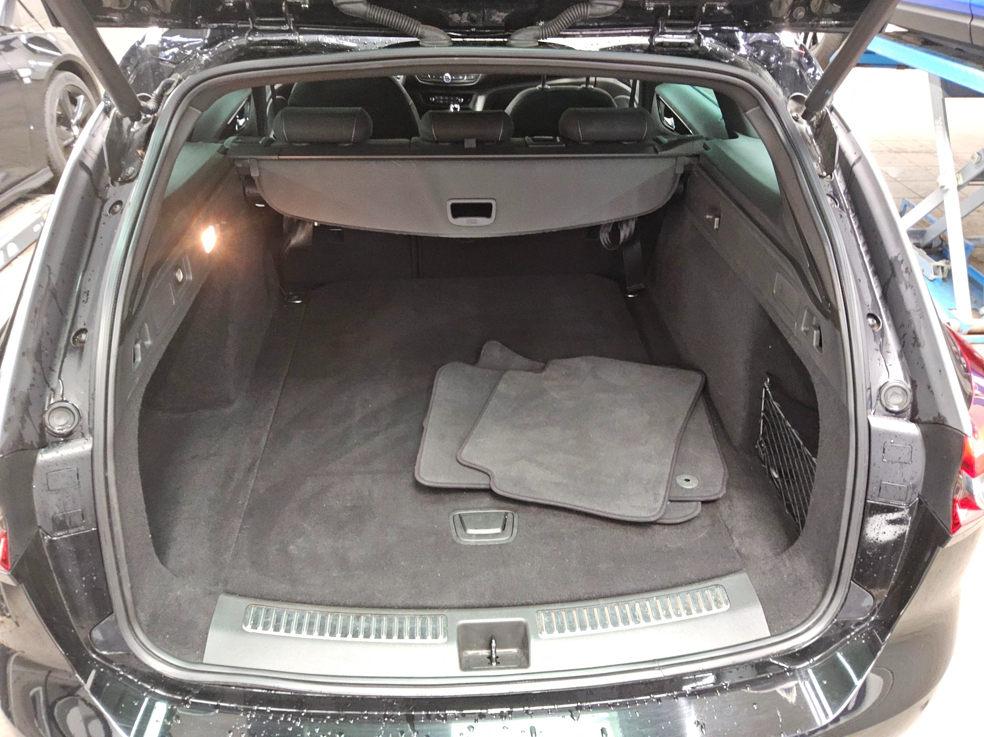 Opel Insignia ST 1.5 D Business Ed. Navi LED RFK Shz 11
