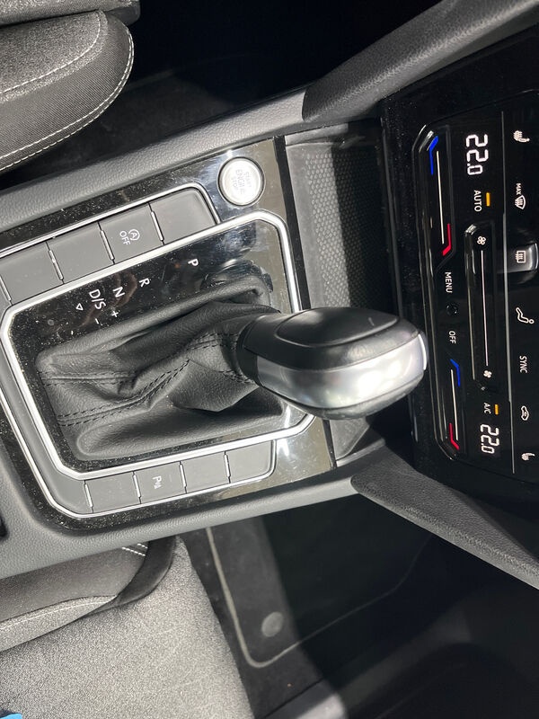 Volkswagen Passat Variant 1.5 TSI Business CARPLAY KLIMAAUT SHZ PDC LED 8