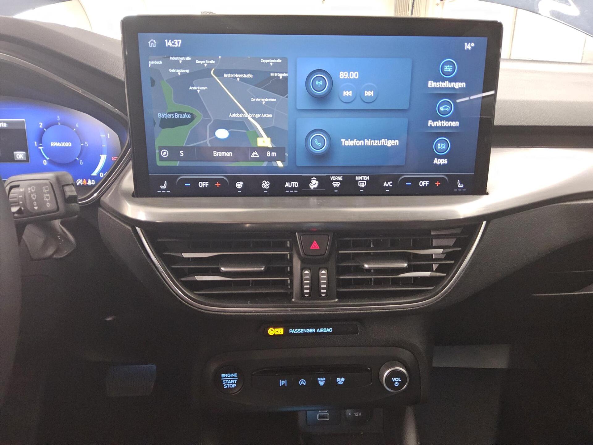 Ford Focus Turnier 1.5 EB Titanium X Navi LED RFK AHK 7