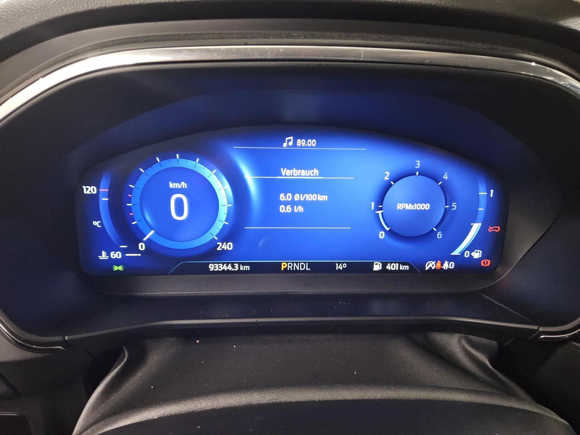 Ford Focus Turnier 1.5 EB Titanium X Navi LED RFK AHK 8