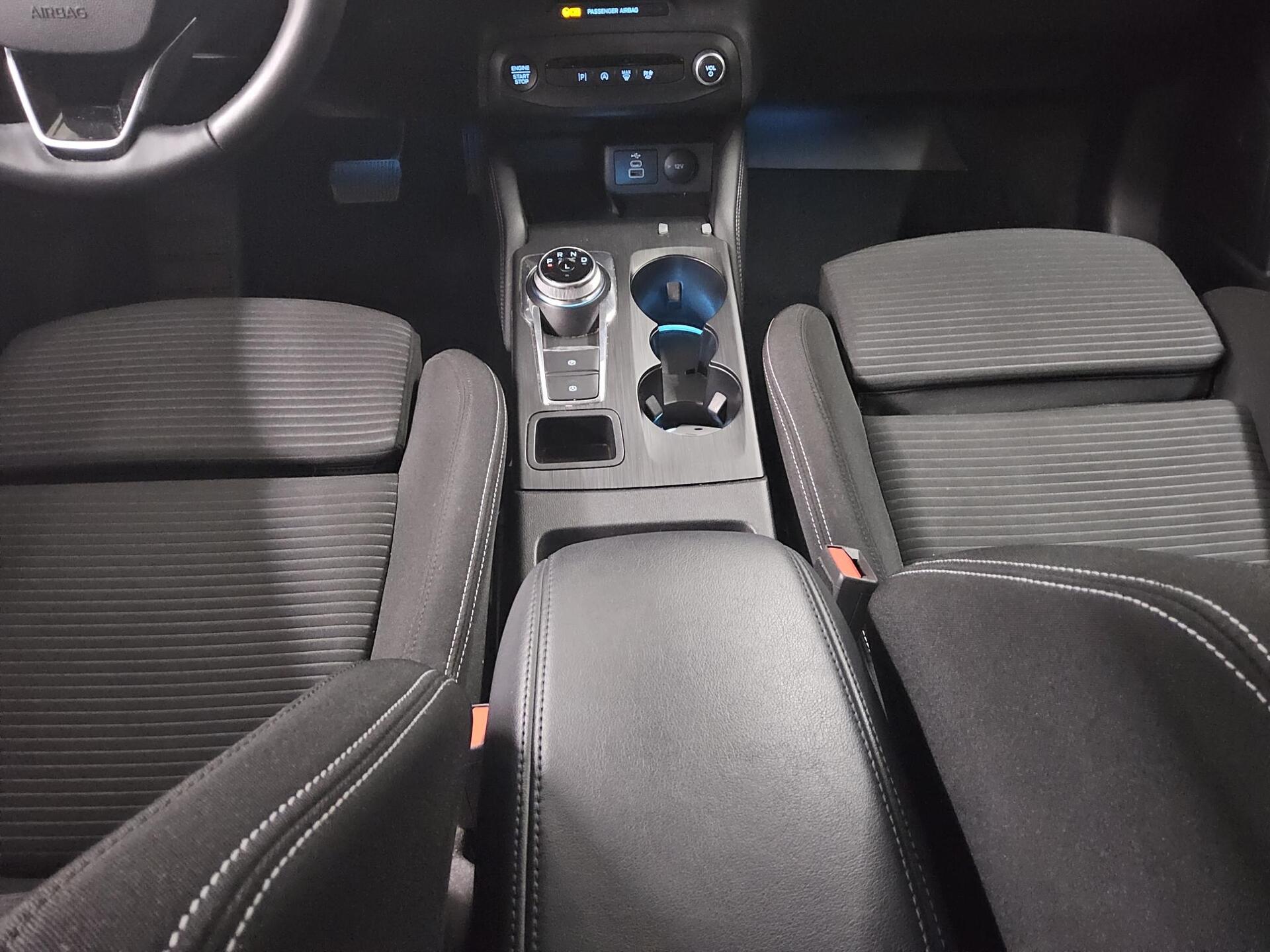 Ford Focus Turnier 1.5 EB Titanium X Navi LED RFK AHK 6