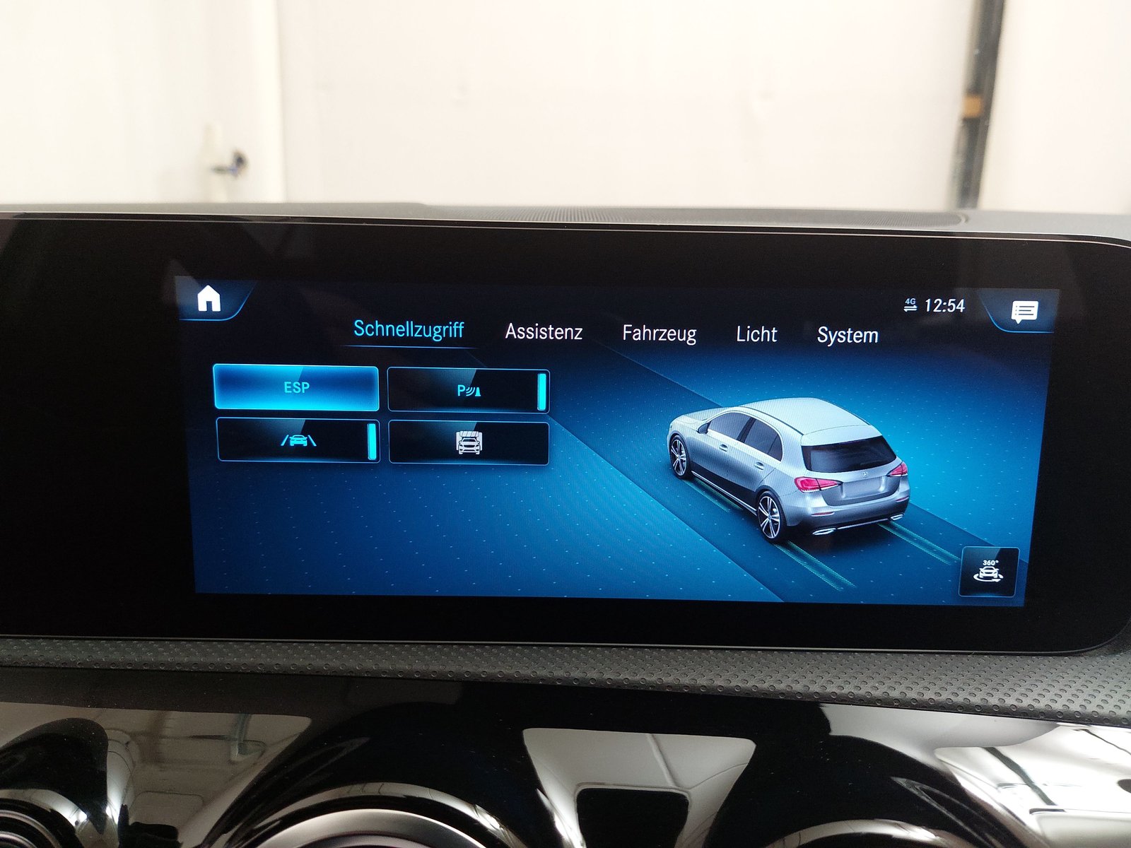 Mercedes-Benz A 250 e Progressive T-Leder Navi MB-LED PDC 19