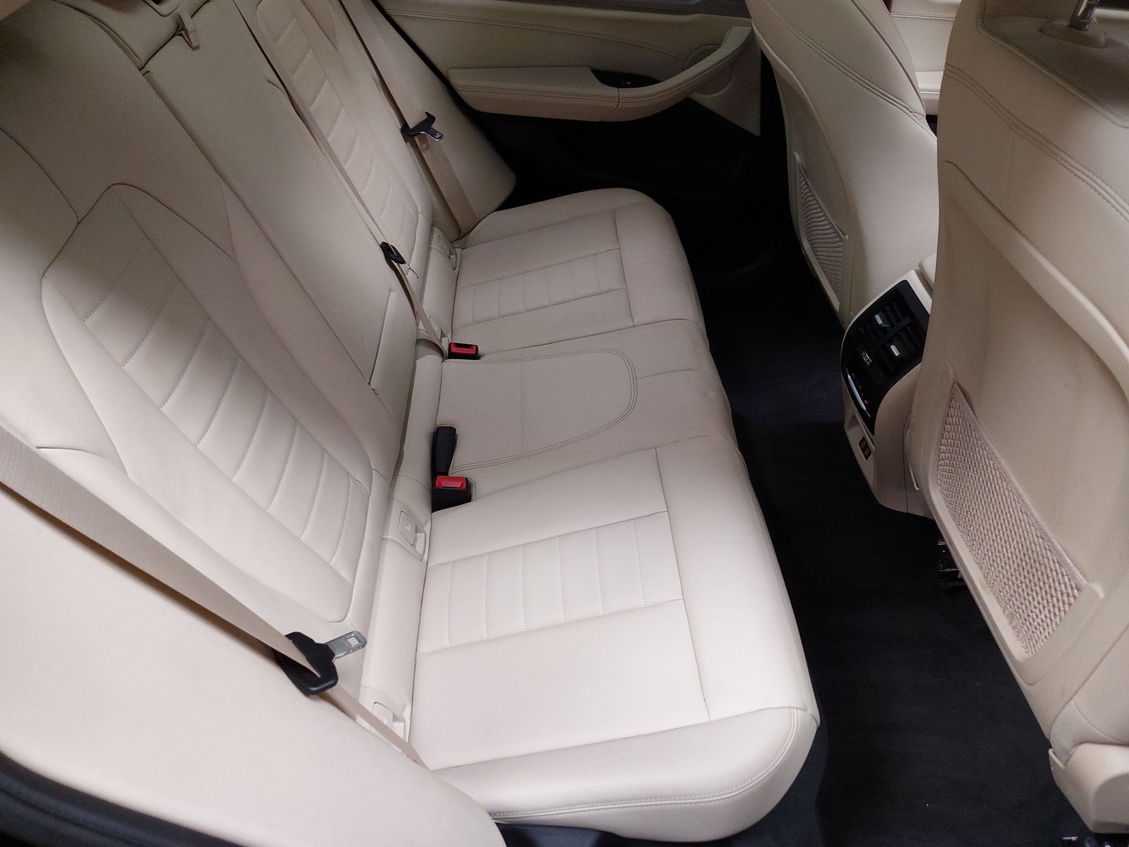 BMW X3 xDrive30e Advantage Leder Navi LED LC prof. 12