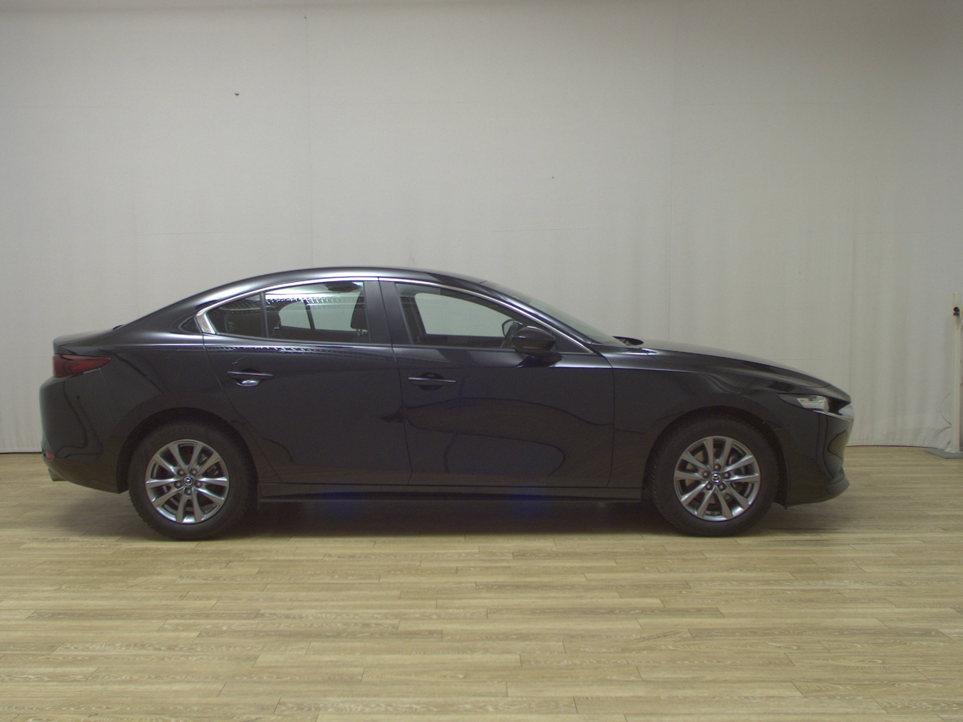 Mazda 3 SKYACTIV-G 2.0 M-Hybrid Prime Navi LED HuD RfK