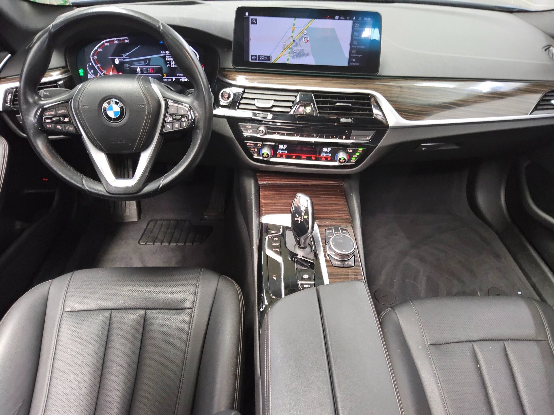 BMW 520dA Leder Navi HuD GSD LED AHK 5