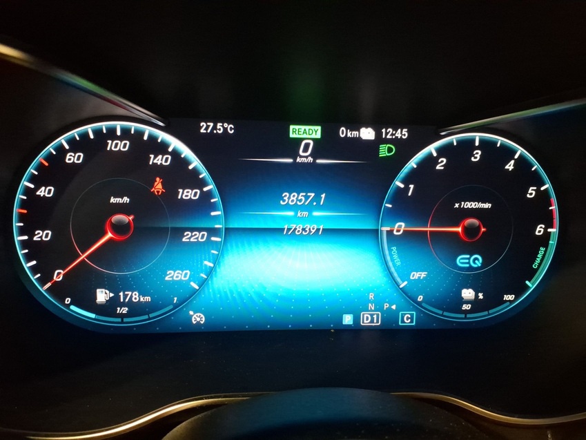 Mercedes-Benz GLC 300 de AHK 7