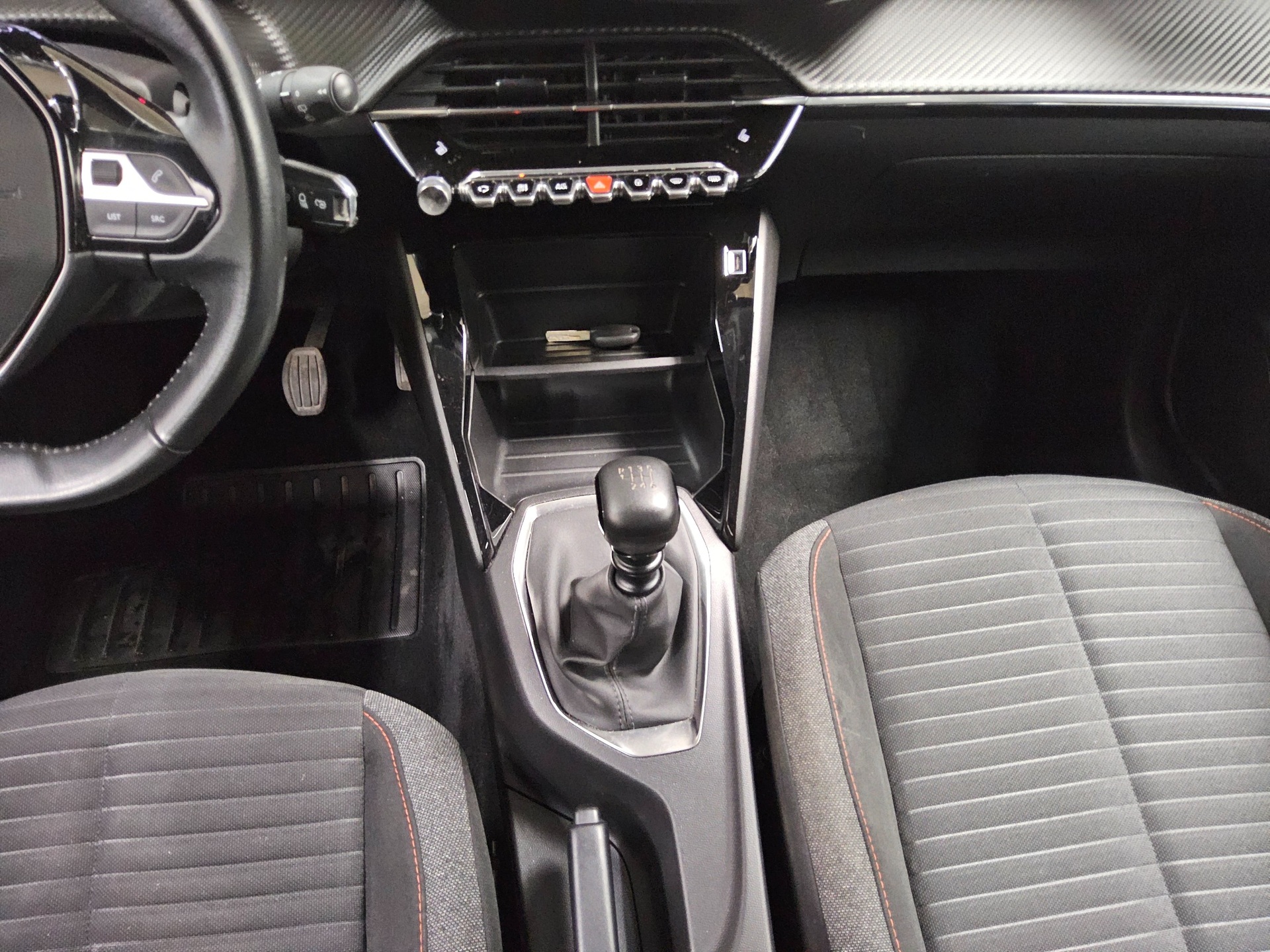 Peugeot 208 1.6 BlueHDi Active Klima Shz LED PDC 6