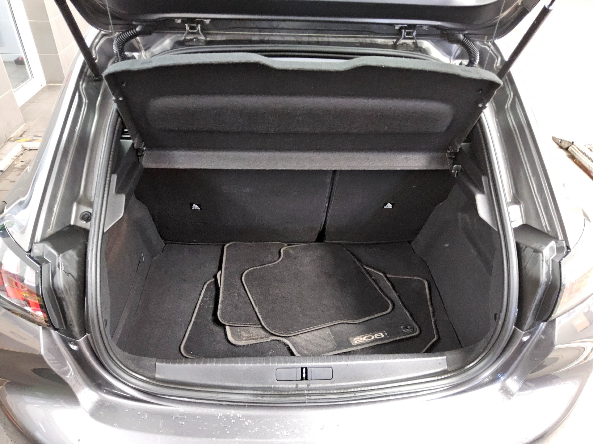 Peugeot 208 1.6 BlueHDi Active Klima Shz LED PDC 11