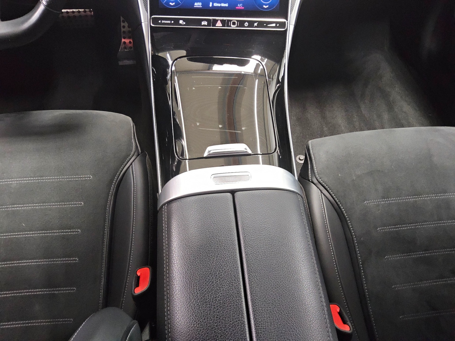 Mercedes-Benz C 220 T d AMG-Line Navi LED MBUX+ AHK Distr. RfK 6