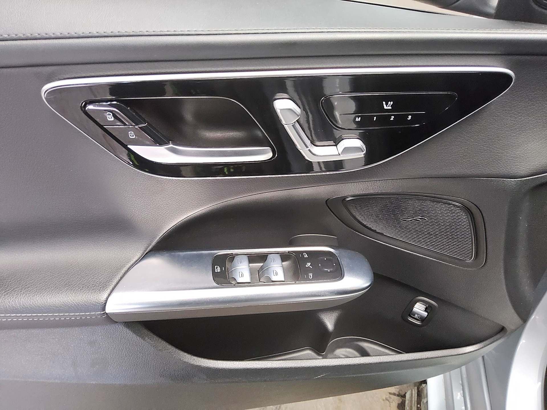 Mercedes-Benz C 220 T d AMG-Line Navi LED MBUX+ AHK Distr. RfK 10