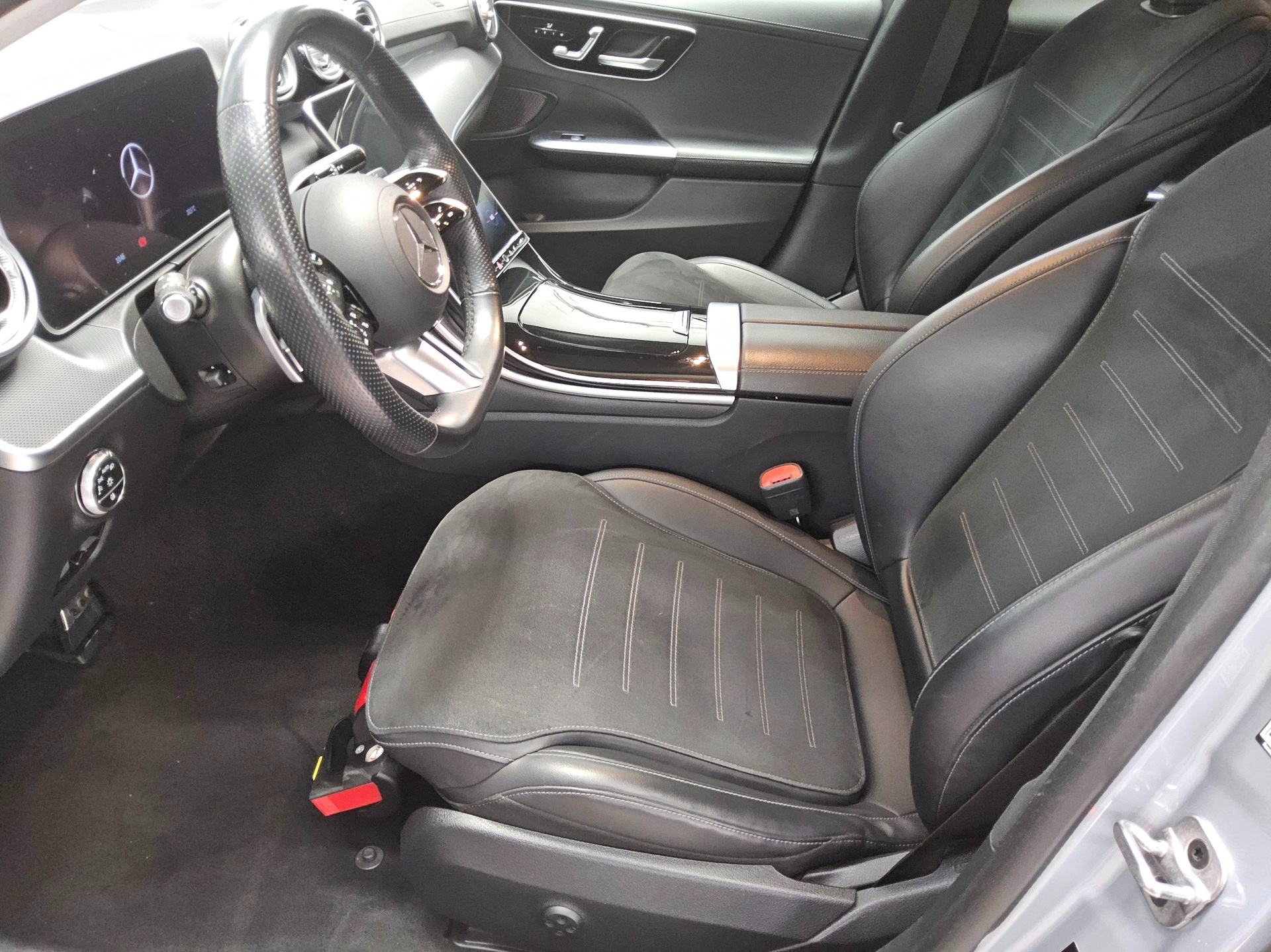 Mercedes-Benz C 220 T d AMG-Line Navi LED MBUX+ AHK Distr. RfK 9