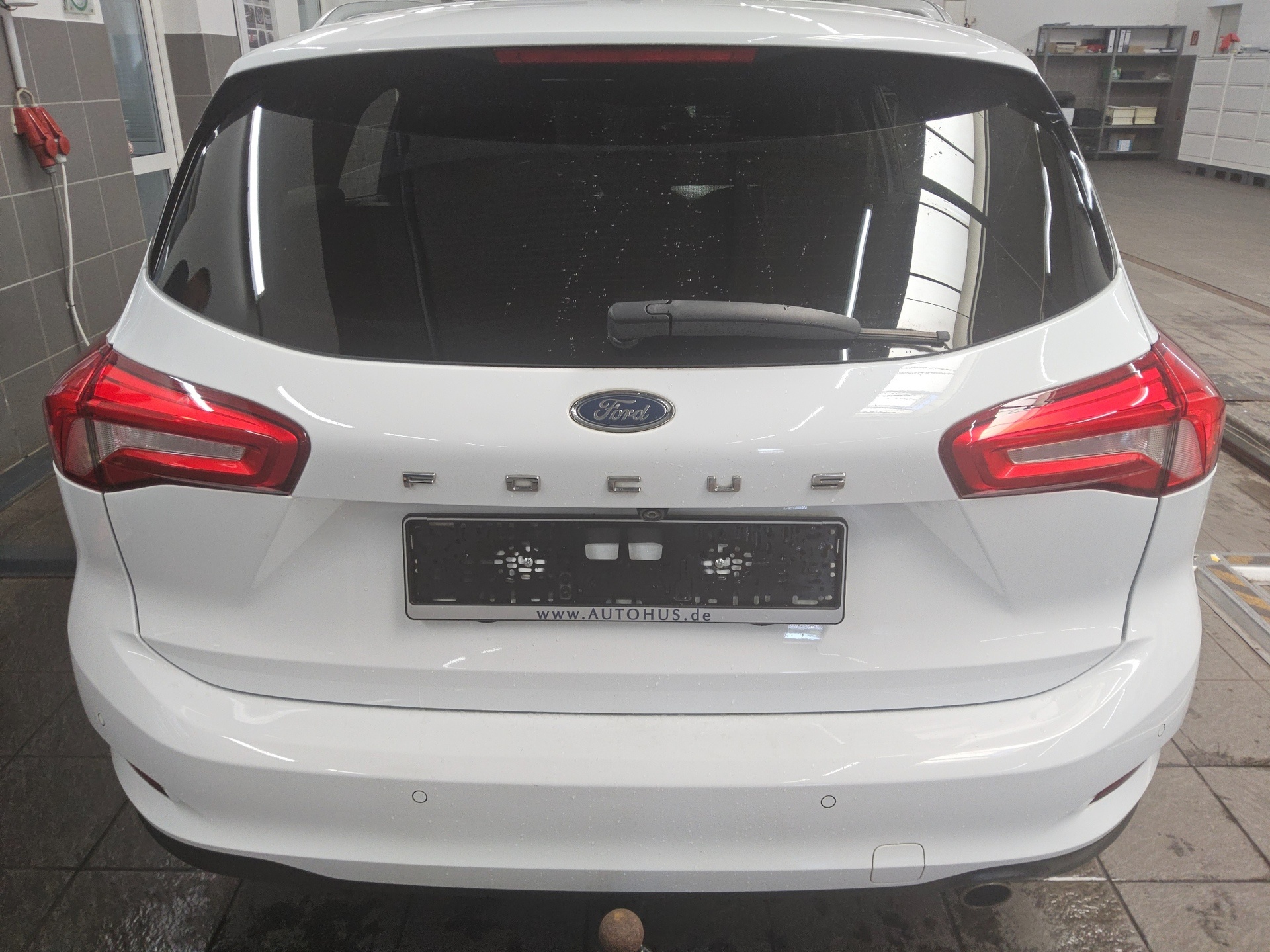 Ford Focus Turnier 1.5 EB Cool&Connect Navi RFK AHK 10