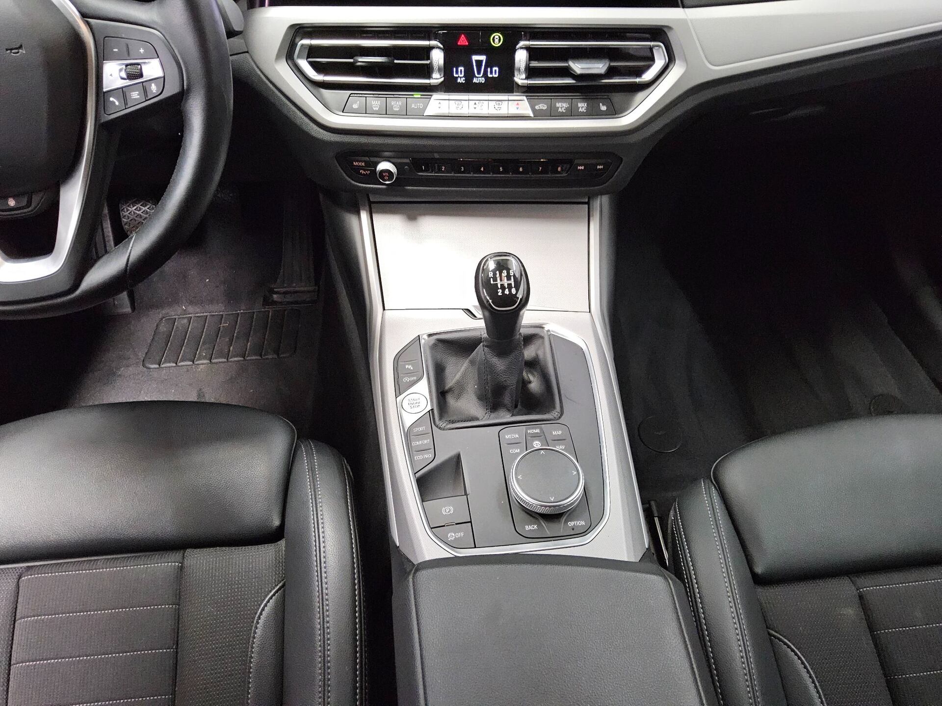BMW 318d Touring Advantage T-Leder Navi LED LC Prof. 7
