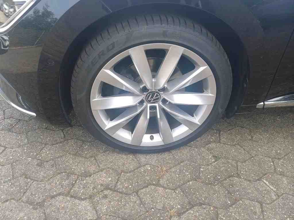 Volkswagen Arteon 1.4 TSI e Elegance NAVI SHZ ACC DC LEDER 12