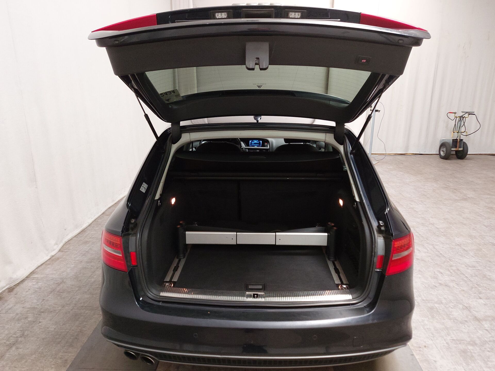 Audi A4 Avant 2.0 TDI Ambition S-Line Ext. Navi Xenon 15