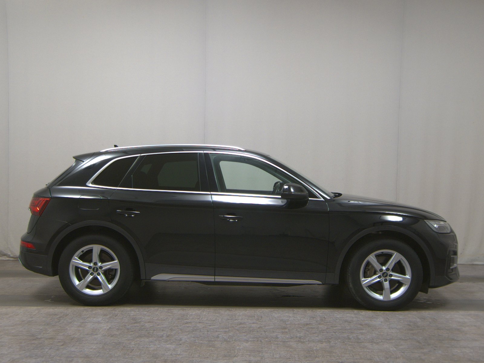 Audi Q5 40 TDI Qu. advanced Leder Navi LED vc RFK