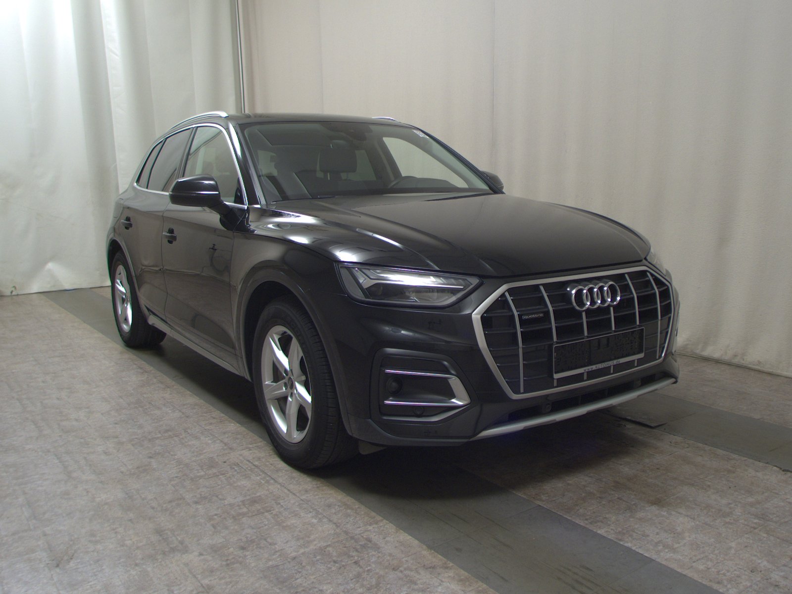 Audi Q5 40 TDI Qu. advanced Leder Navi LED vc RFK 3